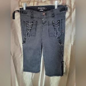 Tripp NYC skelanimals pinstripe embroidered patch low rise capri long shorts